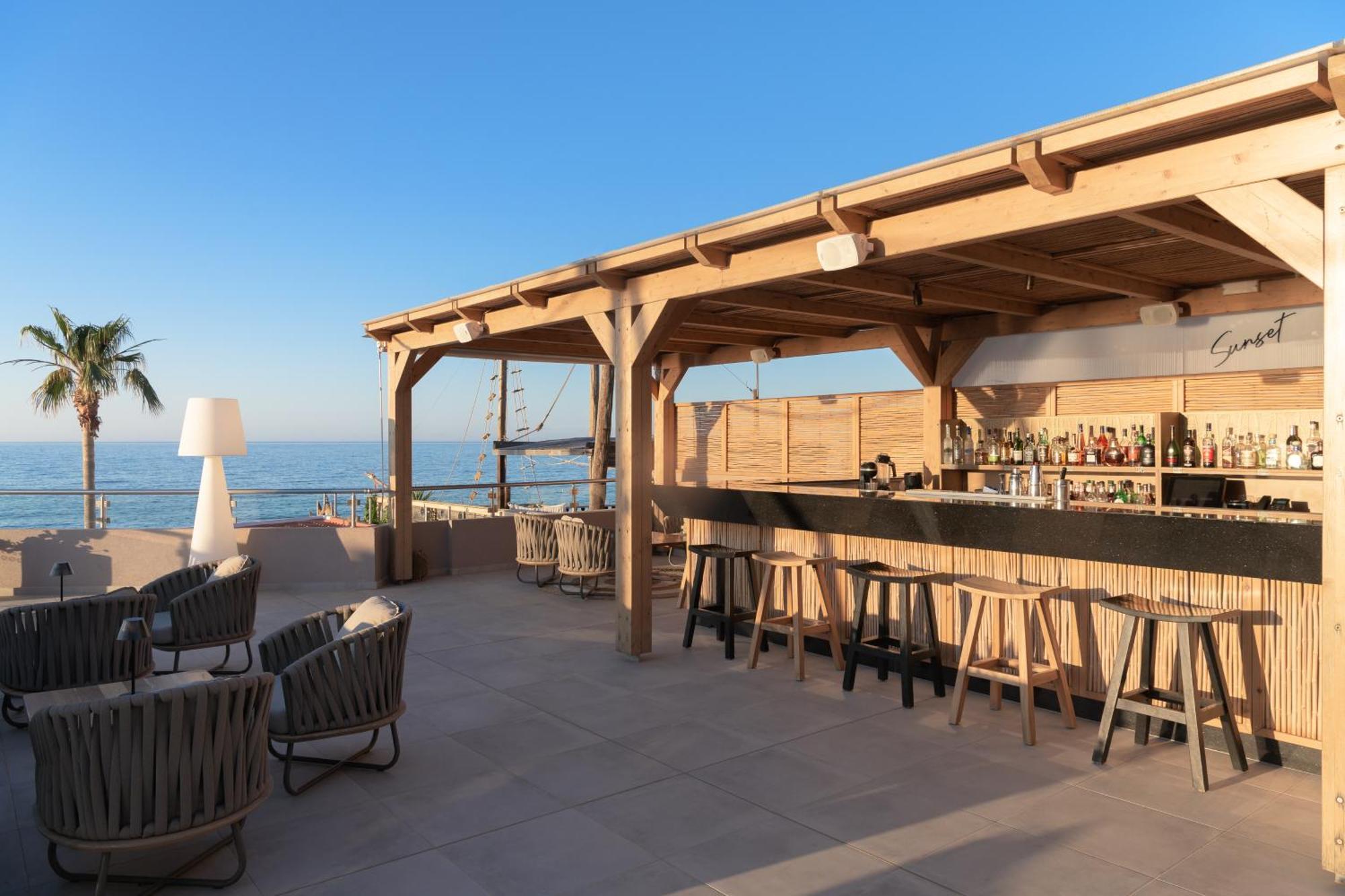 High Beach White - Adults Only Malia  Exterior photo