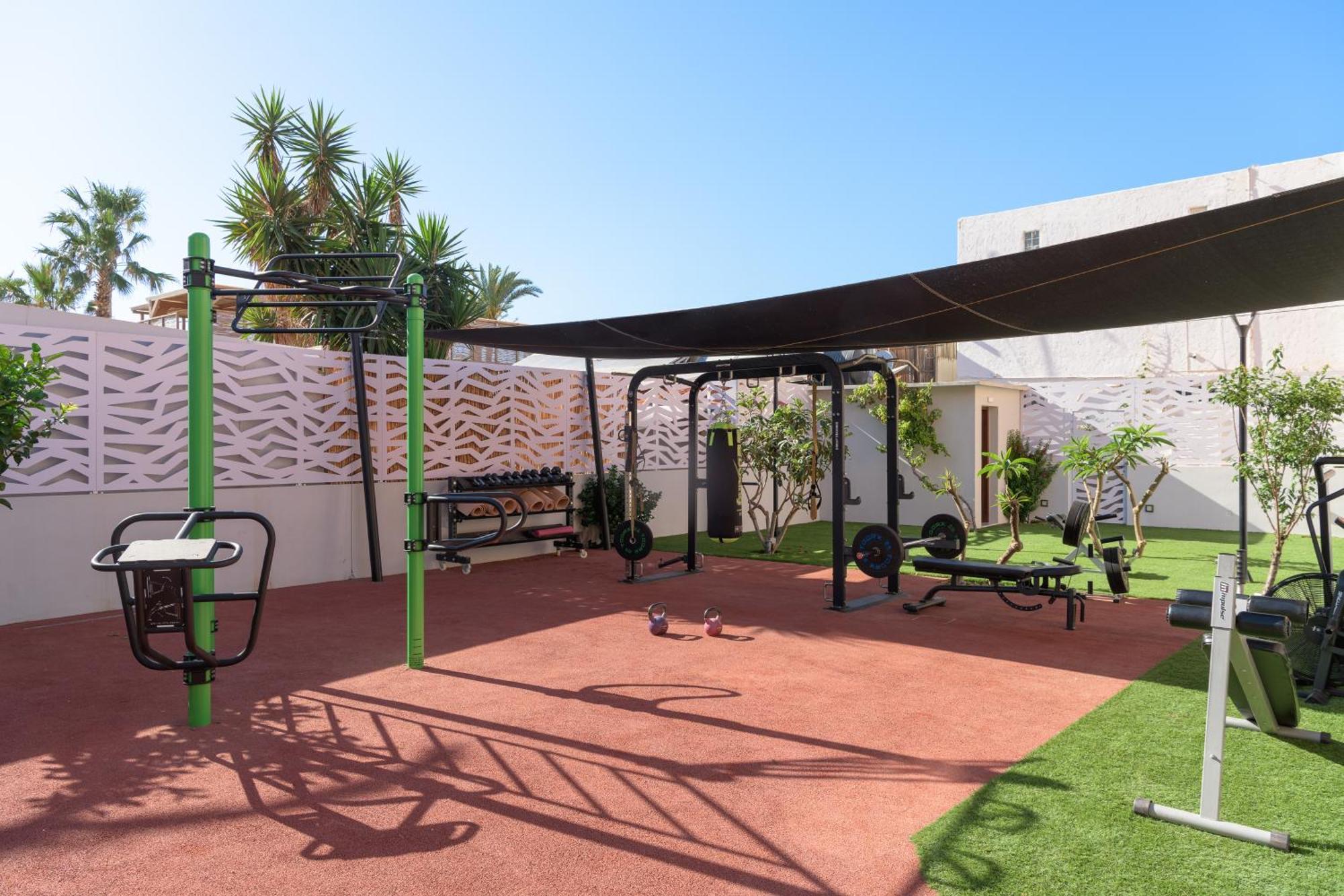 High Beach White - Adults Only Malia  Exterior photo