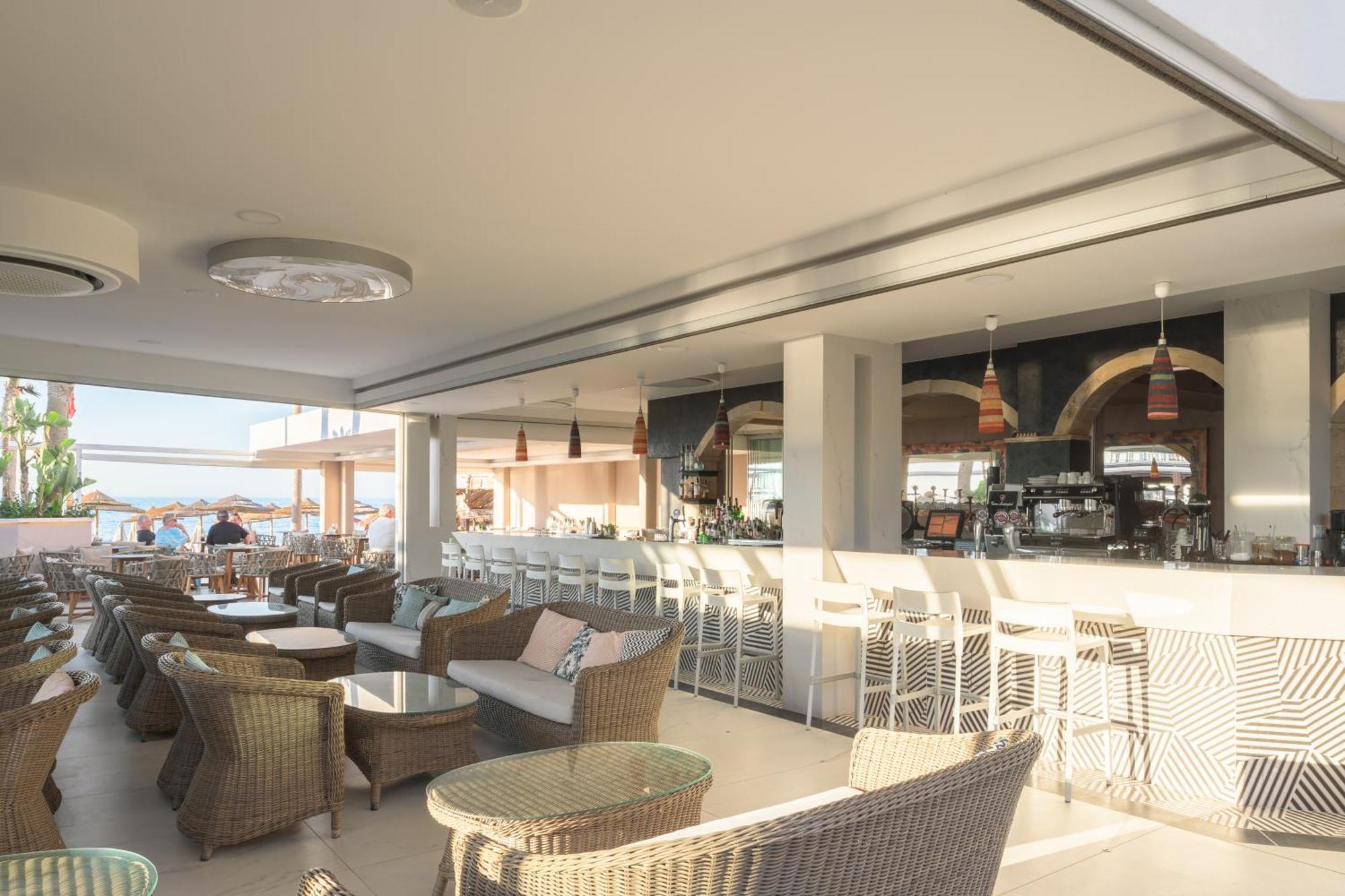 High Beach White - Adults Only Malia  Exterior photo
